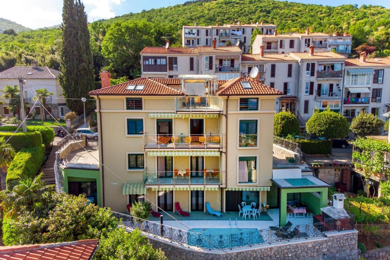 Lux Apartmani Opatija Extérieur photo